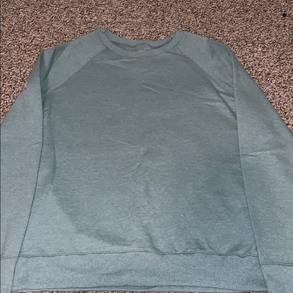 Crew neck